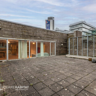 LILLE GRAND-PALAIS / BOIS HABITE : JOLI T4 DE 101M² AVEC GARAGE, PLACE DE PARKING ET TERRASSE DE 65M²