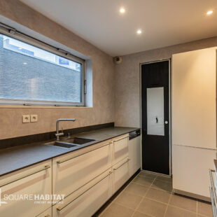 LILLE GRAND-PALAIS / BOIS HABITE : JOLI T4 DE 101M² AVEC GARAGE, PLACE DE PARKING ET TERRASSE DE 65M²