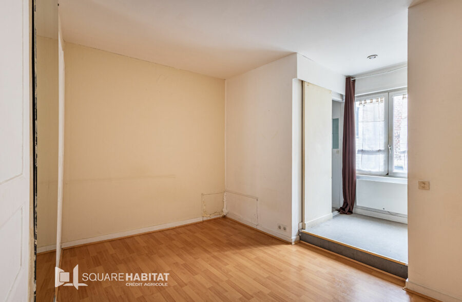 VIEUX-LILLE – HYPERCENTRE : Joli T2 lumineux au calme