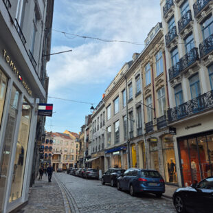 VIEUX-LILLE – HYPERCENTRE : Joli Type 2 au calme