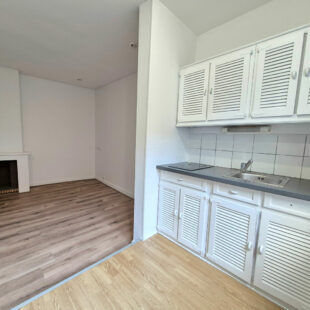 VIEUX-LILLE – HYPERCENTRE : Joli Type 2 au calme