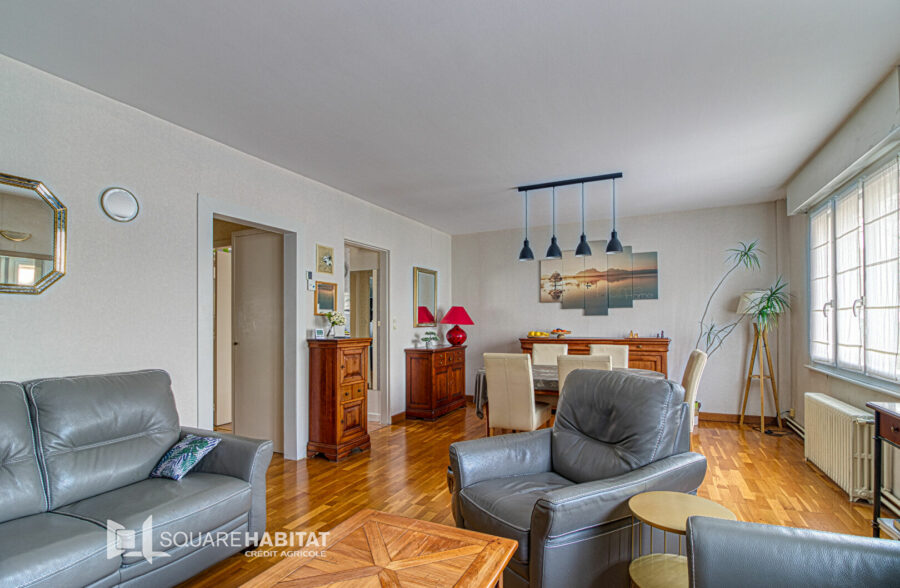 Maison  de ville avec garage et jardin