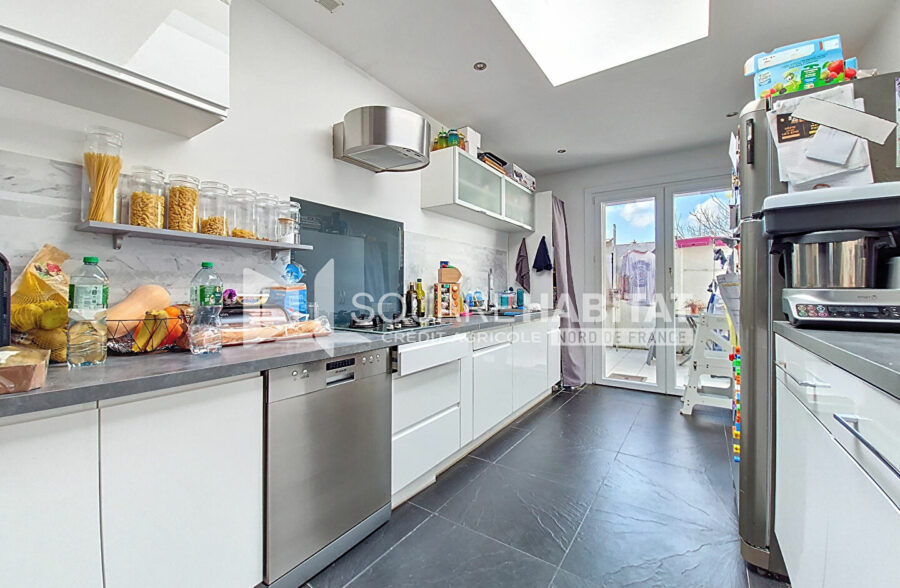 Maison semi flamande sans travaux, au calme.