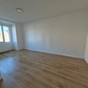 Immeuble de rapport comprenant 2 T3 162 m2.