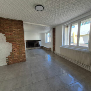 Immeuble de rapport comprenant 2 T3 162 m2.