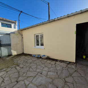 Immeuble de rapport comprenant 2 T3 162 m2.