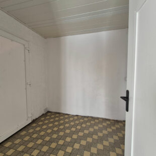 Immeuble de rapport comprenant 2 T3 162 m2.