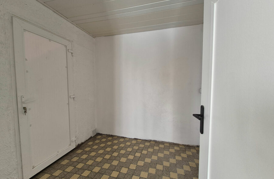 Immeuble de rapport comprenant 2 T3 162 m2.