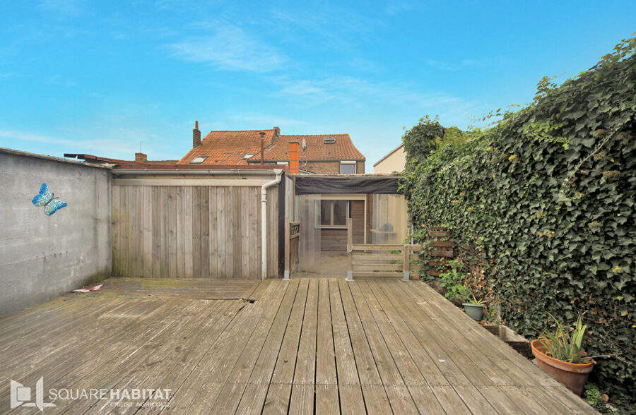 Maison  6 pièce(s) 151 m2