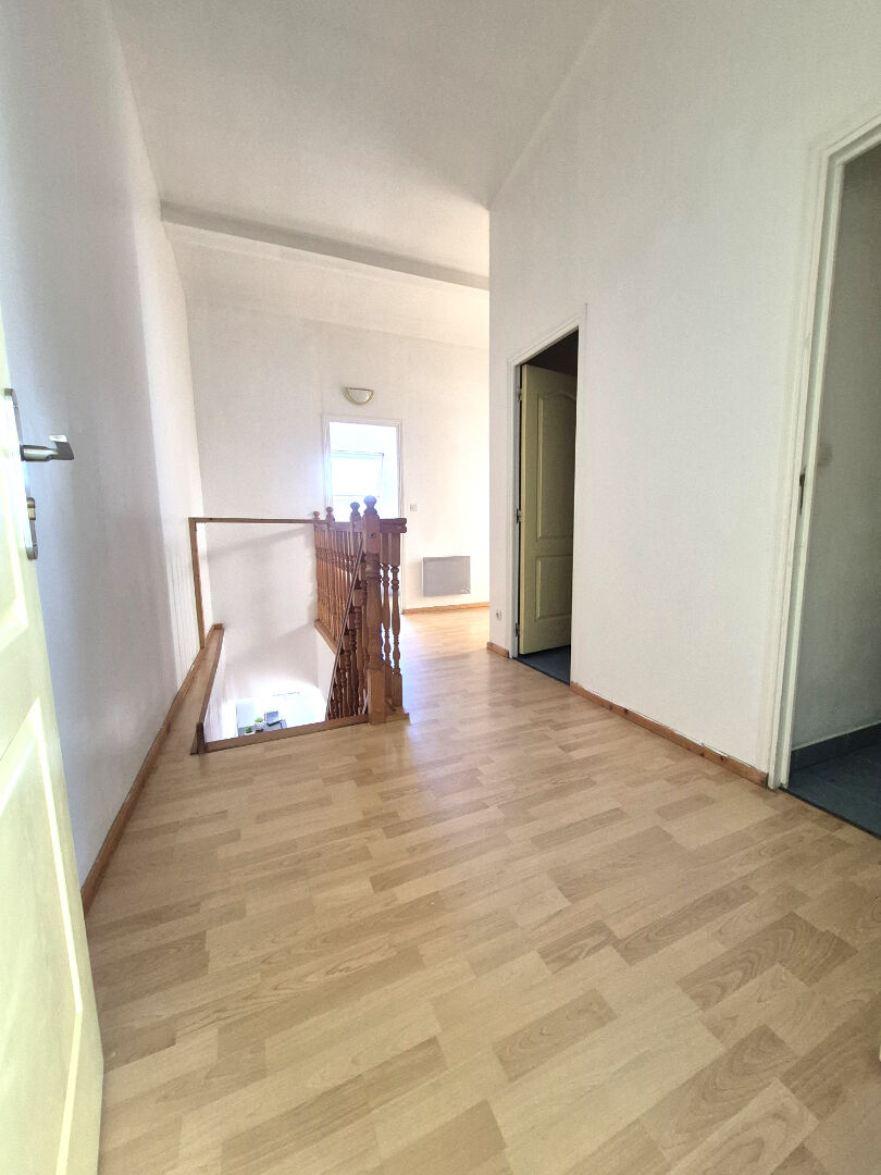Appartement Cambrai 4 pièce(s) 143 m2
