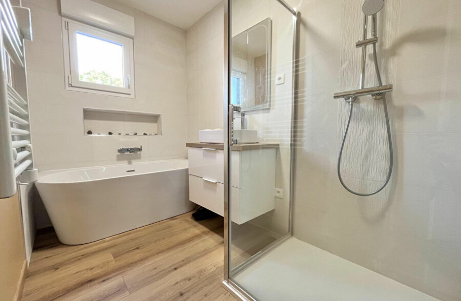 Maison  4 pièce(s) 110 m2