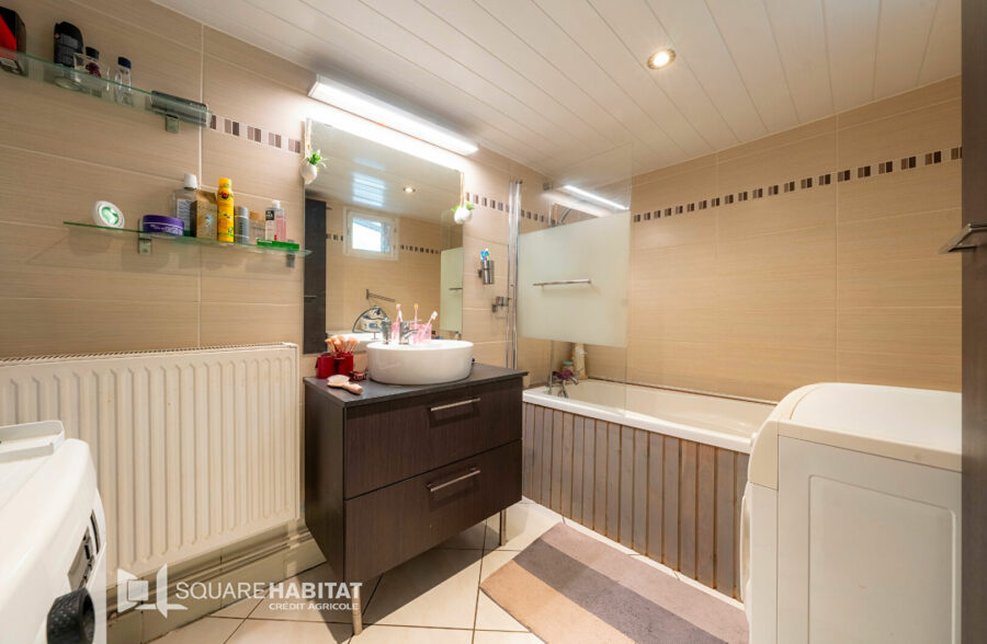 Maison de ville 3 chambres – bureau et jardin