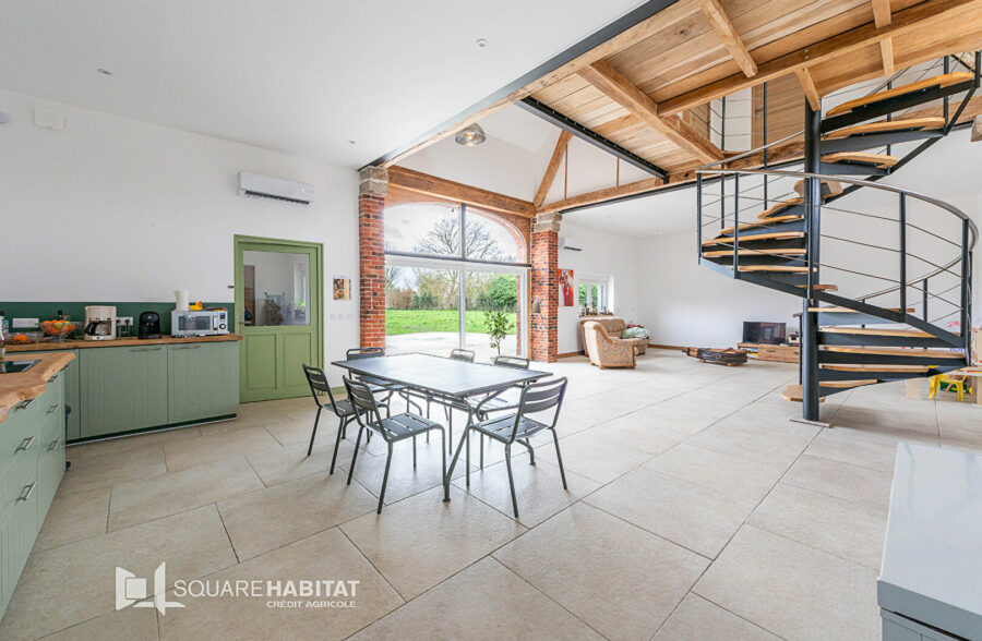 Grange rénovée individuelle de 149 m² env