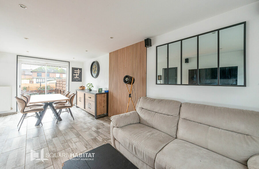 MAISON 3 CHAMBRES AVEC SOUS SOL