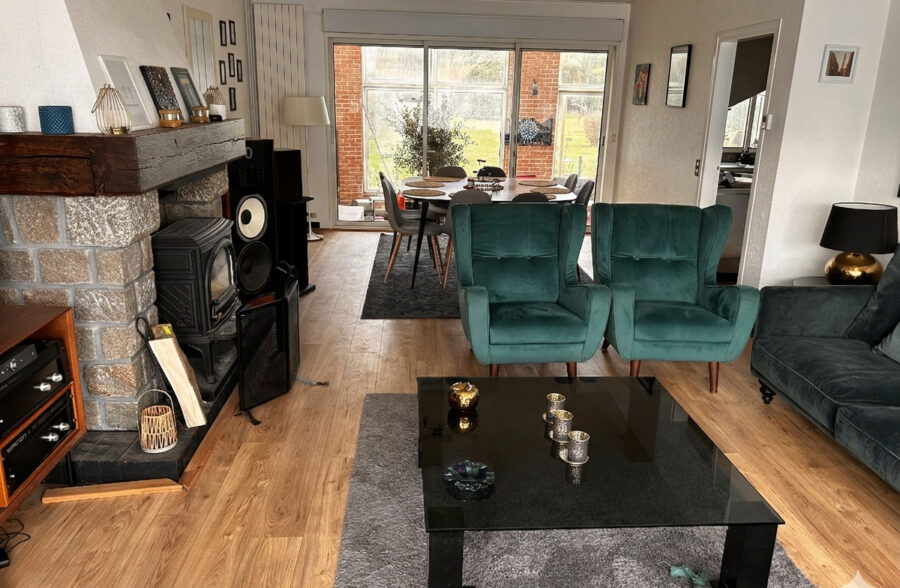 Pavillon individuel ,semi plain pied,5 chambres ,sous sol complet