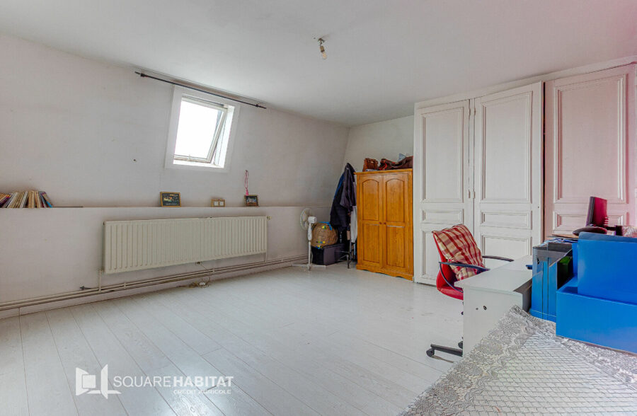 Spacieuse maison 6 pièces ,177 m² ,5 chambres , Extérieur 150 m²! 169 000€ FAI !!!