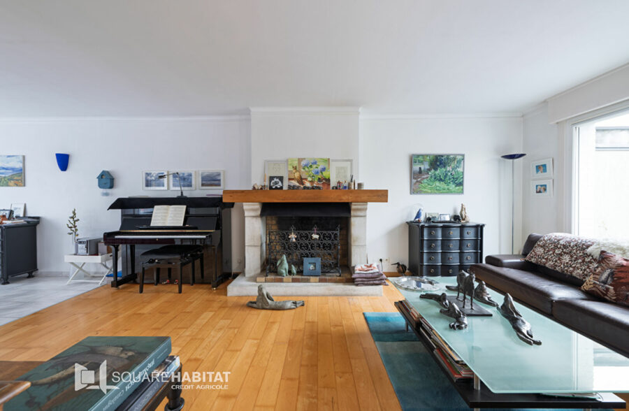 Canon d’Or / Propriété Familiale d’Exception aux Volumes Rares