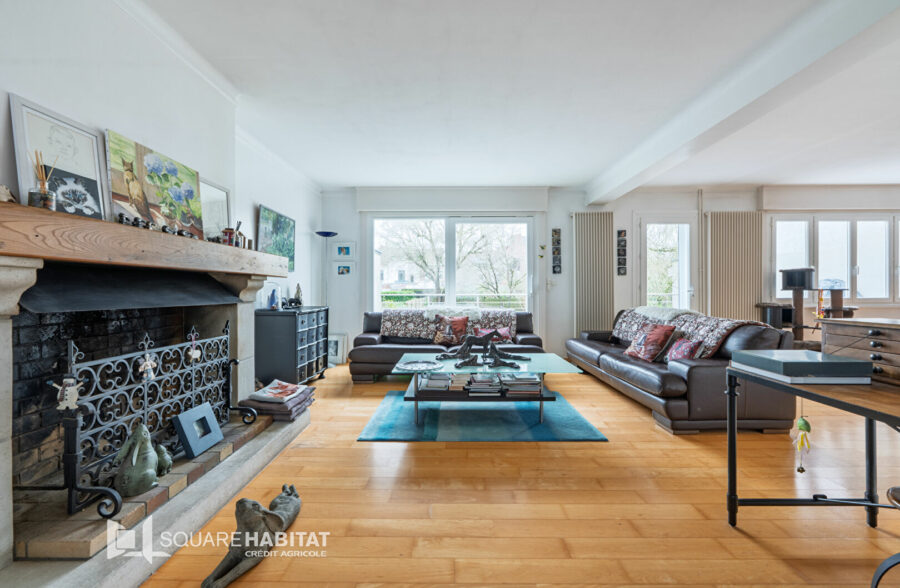 Canon d’Or / Propriété Familiale d’Exception aux Volumes Rares