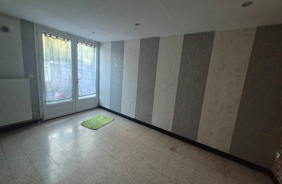 EXCLUSIVITÉ INVESTISSEUR : Maison à fort potentiel à Anzin ! <small>&nbsp;Sous compromis&nbsp;</small>