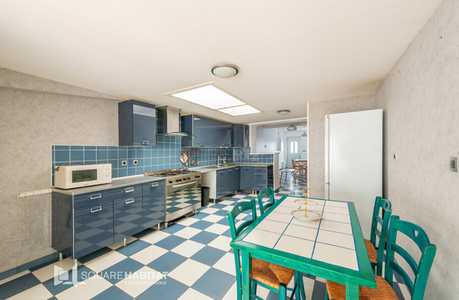 MAISON ENTIÈREMENT MEUBLÉE IDÉAL INVESTISSEMENT OU PREMIÈRE ACQUISITION ! <small>&nbsp;Sous compromis&nbsp;</small>