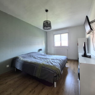 Maison semi-individuelle -3 chambres jardin, garage