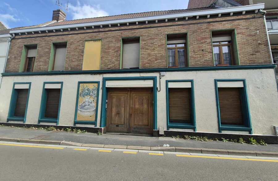 Immeuble plein centre de St Amand