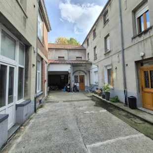 Immeuble plein centre de St Amand