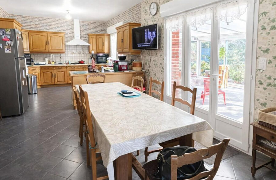 Pavillon individuel semi plain pieds