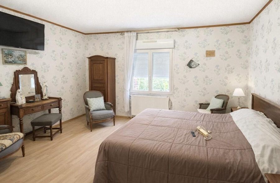 Pavillon individuel semi plain pieds