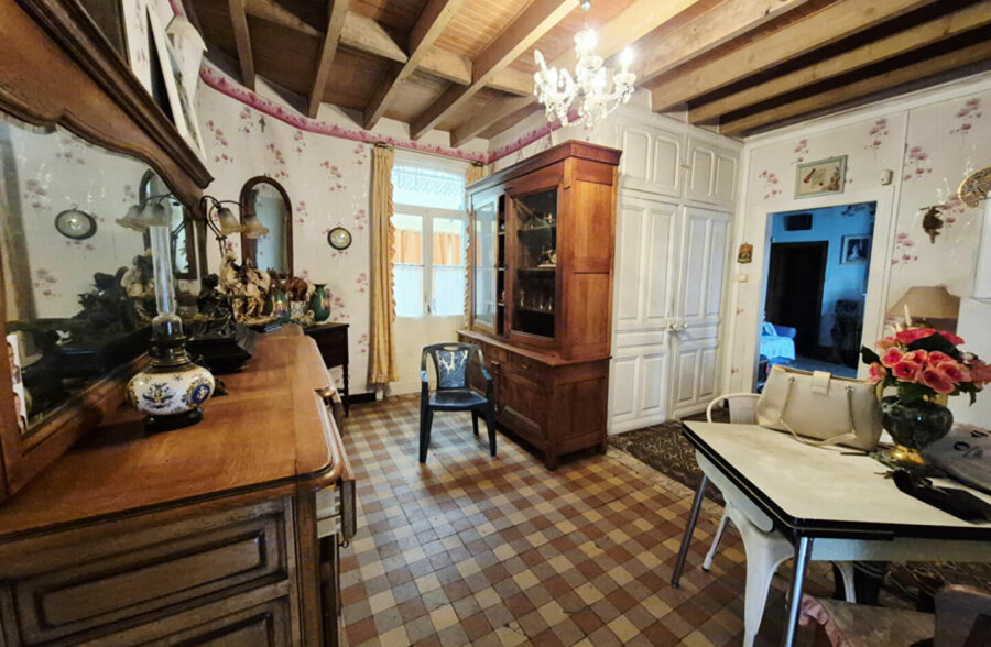 Corps de ferme Fontaine Les Hermans