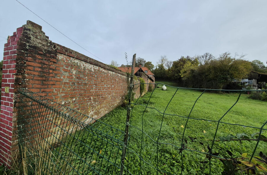 Corps de ferme Fontaine Les Hermans