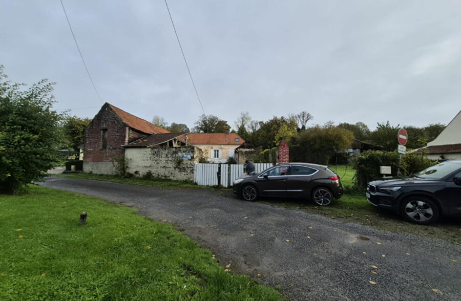 Corps de ferme Fontaine Les Hermans
