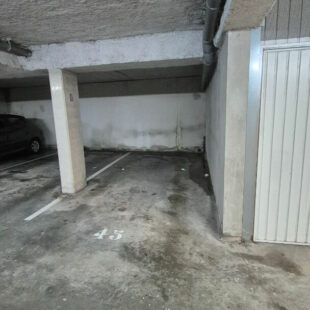 Parking  Lomme  proche Saint Philibert