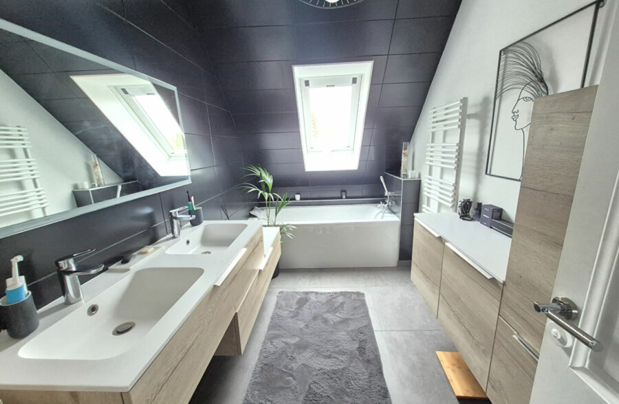 Maison Santes &nbsp;Sous compromis&nbsp;