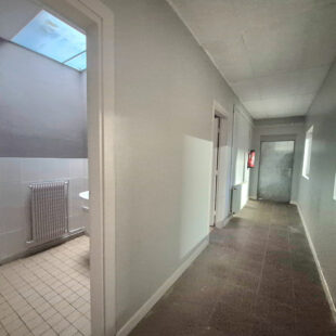 Immeuble de rapport 278m2  local commercial + t3  Douai