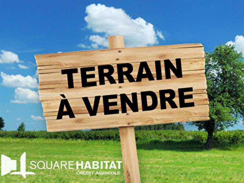 Terrain constructible à VERTON 3250 m2