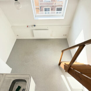 LA CATHO STUDIO  DE 9,64 M² AVEC MEZZANINE