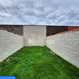 LE FLOCON – MAISON COMPLETEMENT RENOVEE AVEC JARDIN DE VILLE &nbsp;Sous compromis&nbsp;