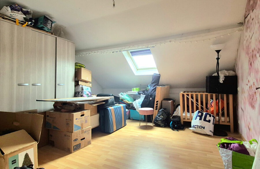 MAISON FAMILIALE 133 m² 4 CHAMBRES ET JARDIN