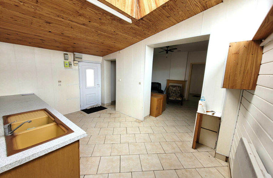 Maison à rénover sur Annoeullin, à proximité de la campagne de Carnin