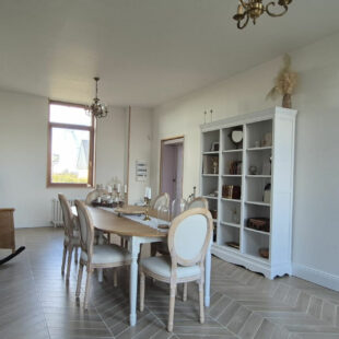 Maison Croix Caluyau 6 pièce(s) 135 m2