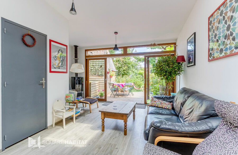 Large maison BOURGEOISE d’environ 170 m2 hab, 4 chambres, 2 sdb, jardin