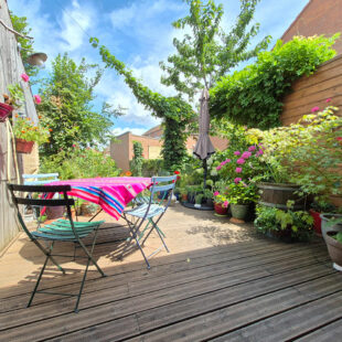 Large maison BOURGEOISE d’environ 170 m2 hab, 4 chambres, 2 sdb, jardin