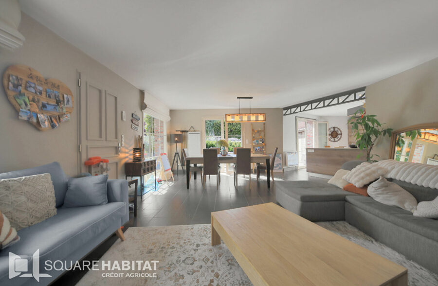 Maison à 10 mn d’Houplin-Ancoisne 6 pièce(s) 180 m2 &nbsp;Sous compromis&nbsp;