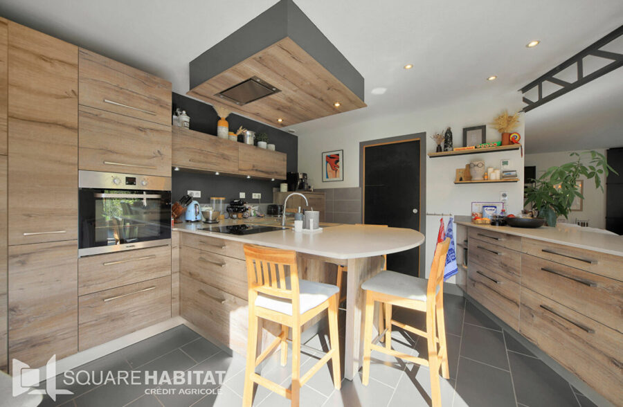 Maison à 10 mn d’Houplin-Ancoisne 6 pièce(s) 180 m2 &nbsp;Sous compromis&nbsp;