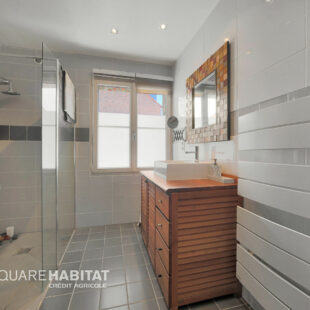 Maison à 10 mn d’Houplin-Ancoisne 6 pièce(s) 180 m2 &nbsp;Sous compromis&nbsp;