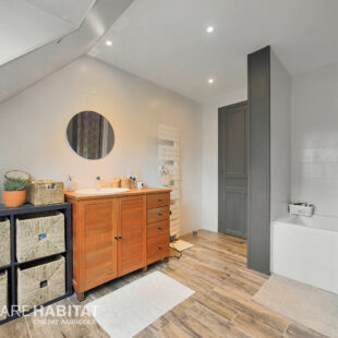 Maison à 10 mn d’Houplin-Ancoisne 6 pièce(s) 180 m2 &nbsp;Sous compromis&nbsp;