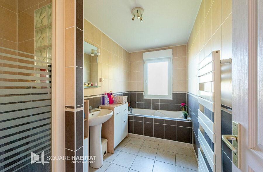 Maison plain pied + sous-sol complet