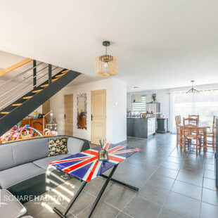 Maison Ecaillon 6 pièce(s) 100 m2