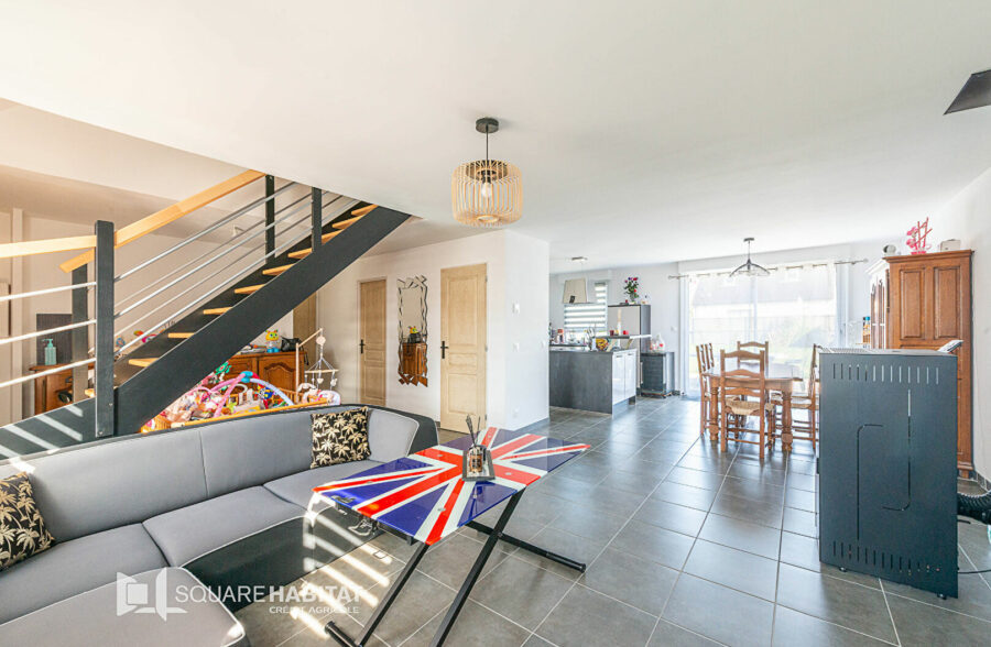 Maison Ecaillon 6 pièce(s) 100 m2